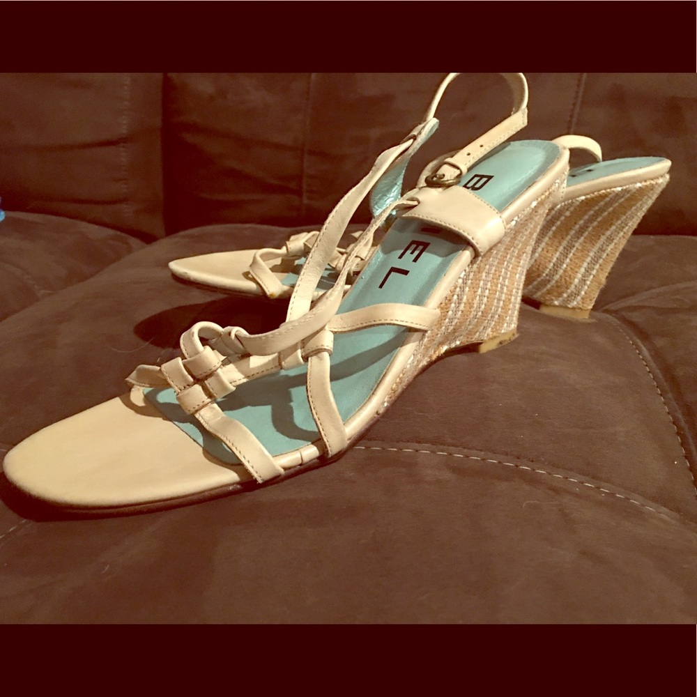 Wedge sandals